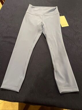Lululemon Wunder Train HR Crop 23”